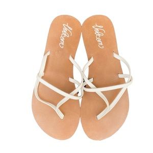 Volcom All Day Long Sandal in White - Size 7